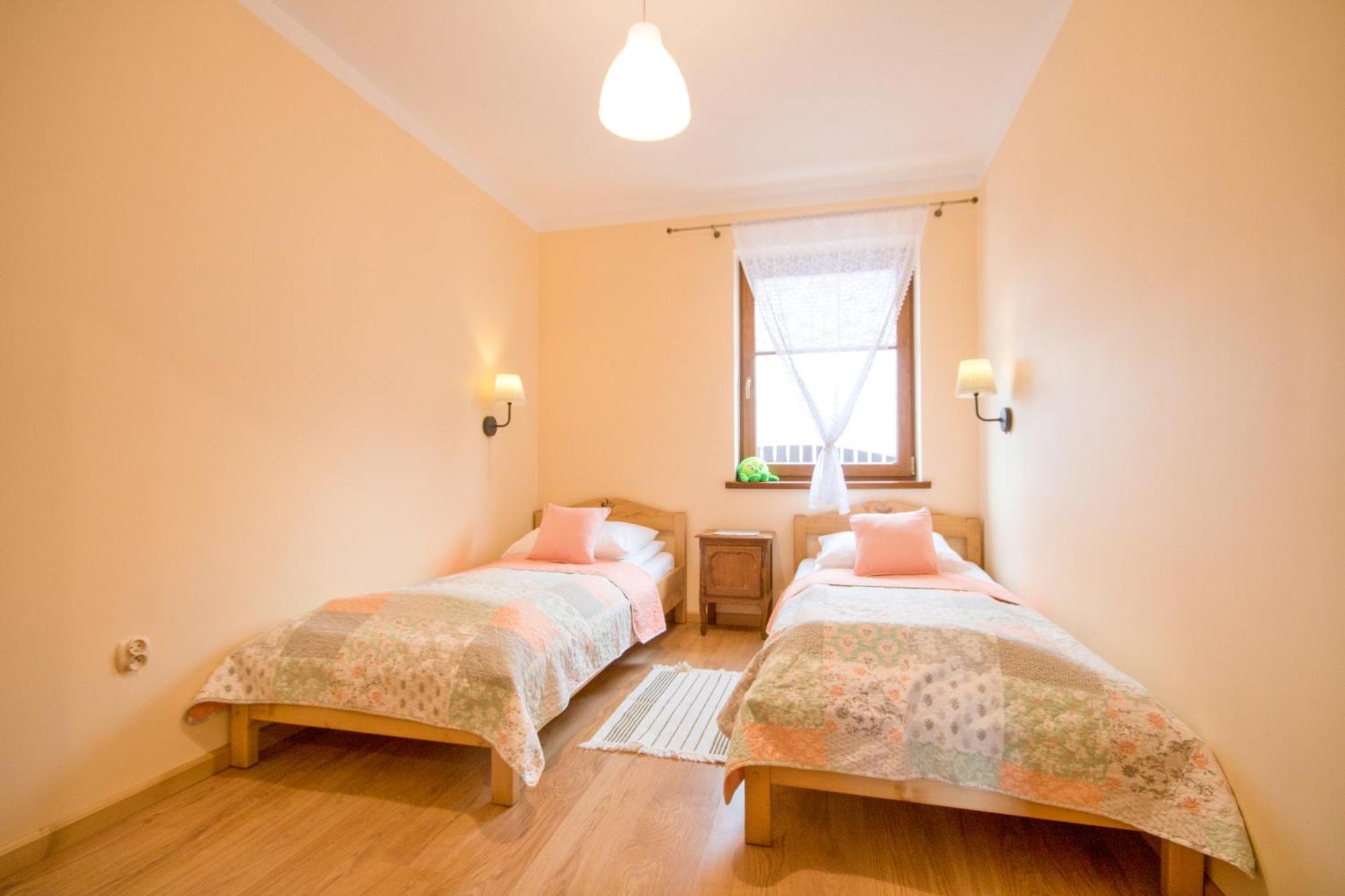 Apartamenty Trojaki Przy Termach - Banska Nizna Habitación foto